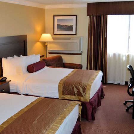 Best Western Plus Wilkes Barre Center City Exterior foto