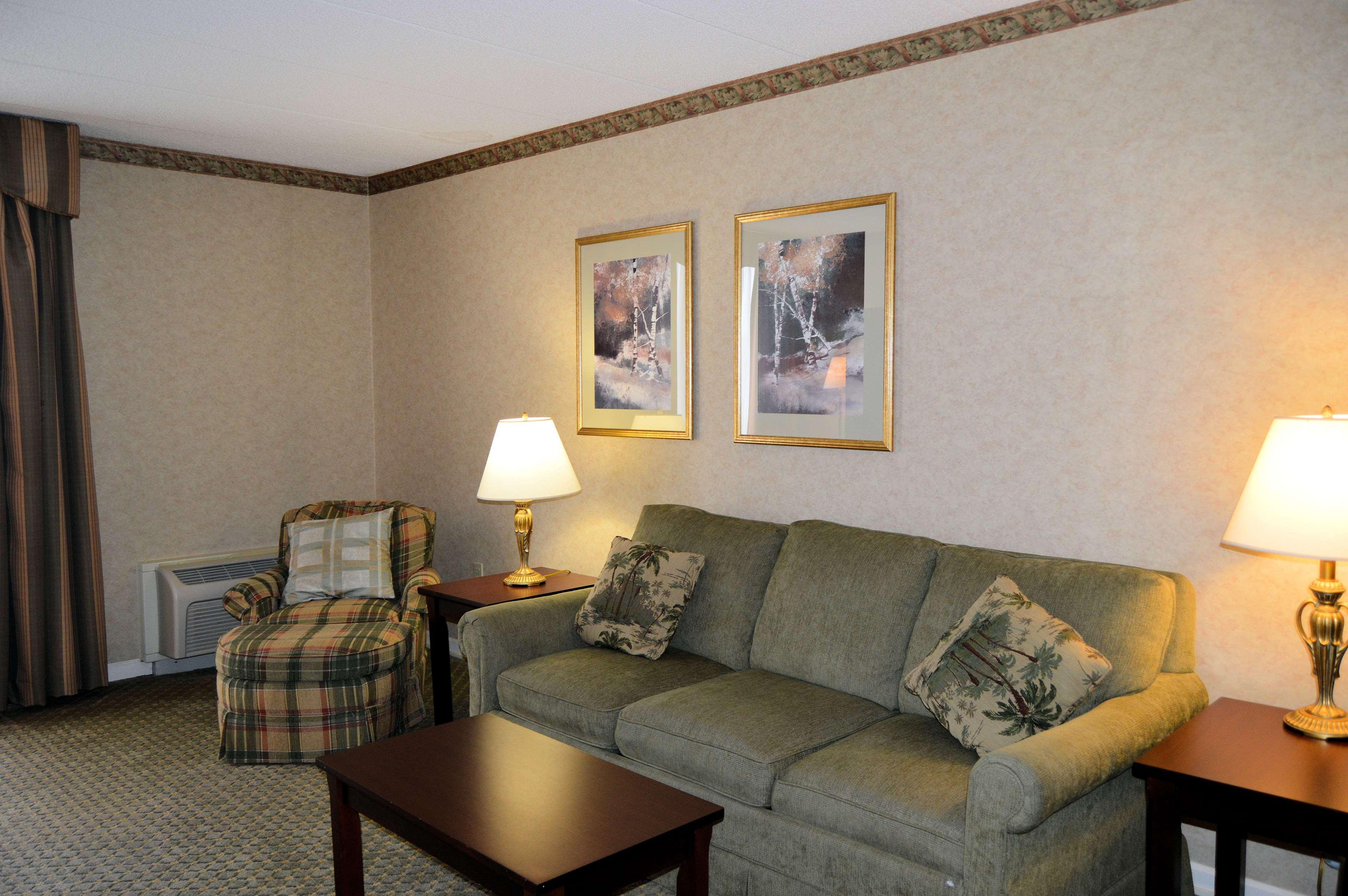 Best Western Plus Wilkes Barre Center City Exterior foto